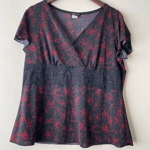 VTG Perseption Women's 2XL Floral Top Lace Romantic Whimsigoth Feminine
